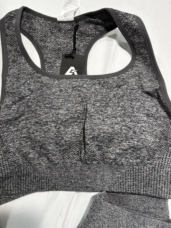 Lilias Active Signature Seamless High Waist Sports Bra and Scrunch Legging Set - Image 4