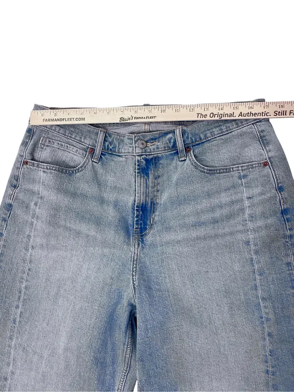 Everyday Normcore Old Navy Light Blue High Rise Barrel Leg Jeans Basic Capsule - Image 6