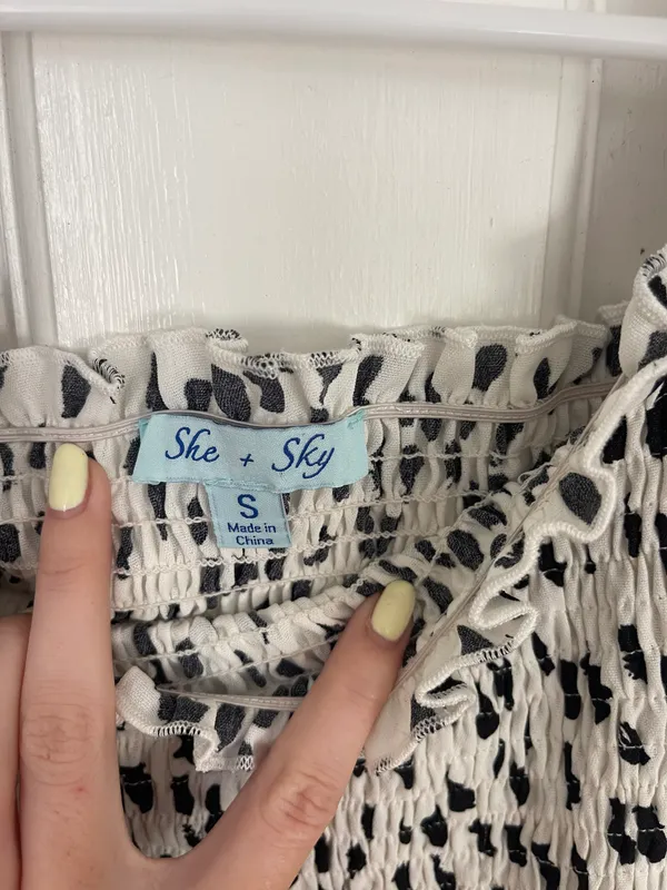 She & Sky Puff Sleeve Smocked Top - Image 4