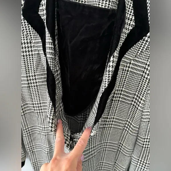 VTG Patty O’Neil Plaid Houndstooth Longline Coat Black White Pattern Size M 6 - Image 6
