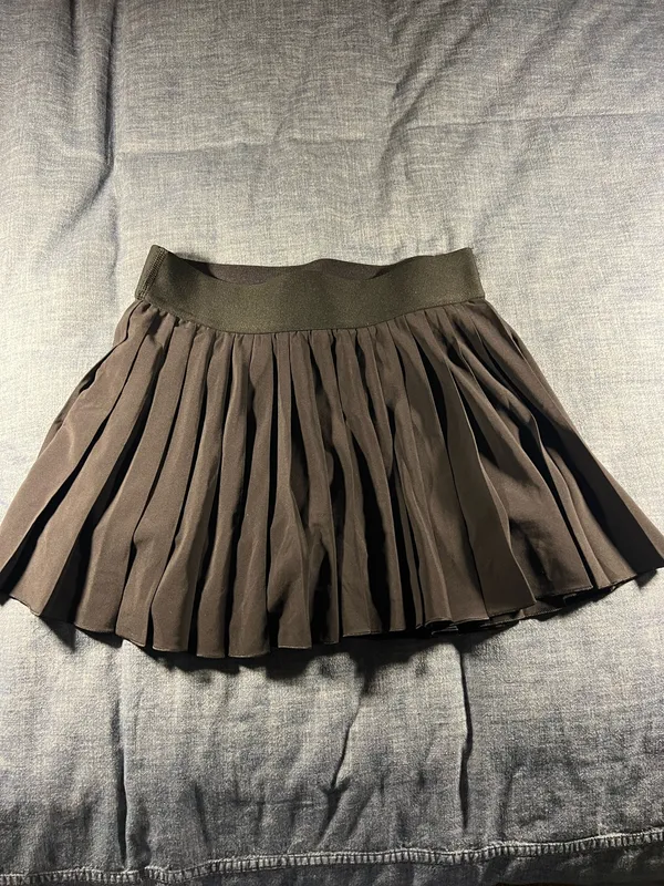 Aritzia TnaMove Tennis Micro Skirt - Image 4