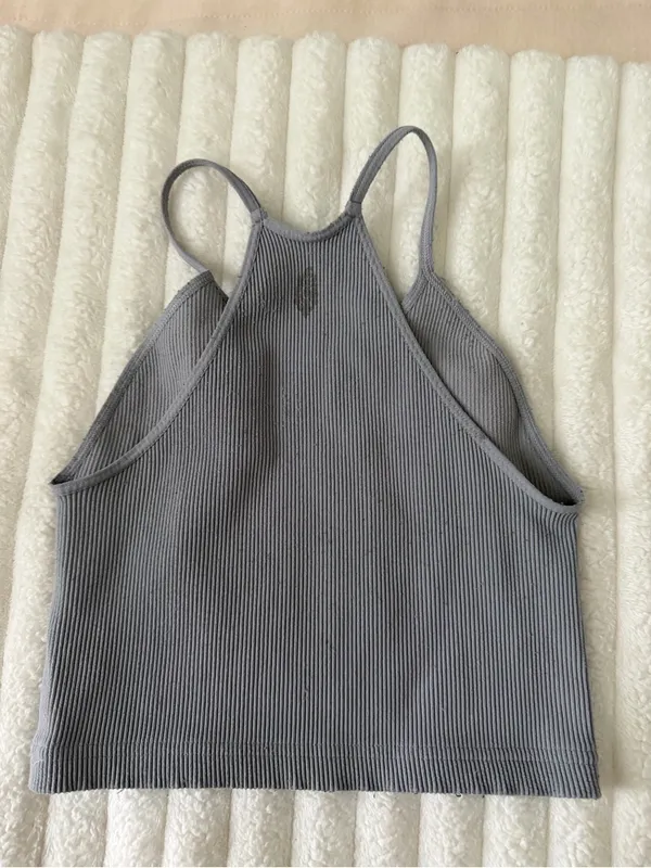 Free People Ribbed Gray Cropped Tank - Image 4