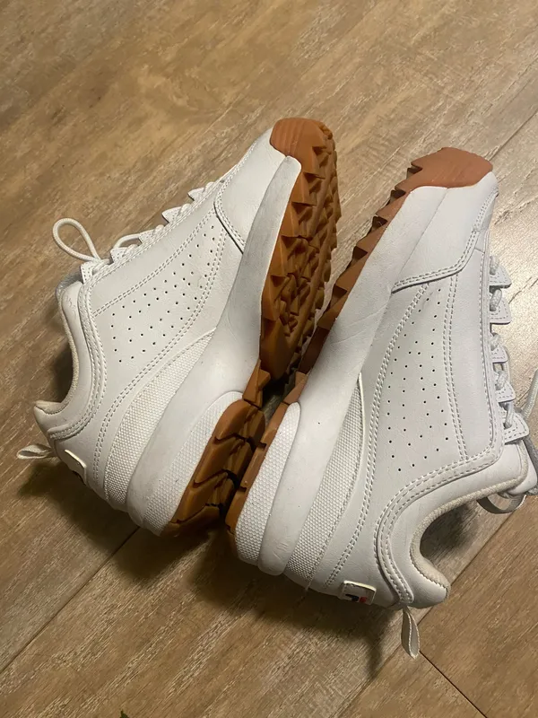 Fila Disruption 2 Gum Sole Sneakers Shoes Women 7.5 - Image 9