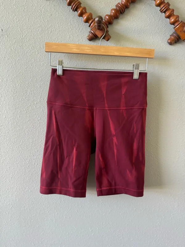 Lululemon Wunder Train HR Short 8" Fade Sun Bleached Wash Red Merlot - Image 4