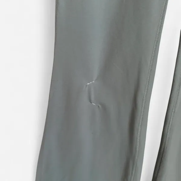 Athleta Gray Green Flare Leggings Medium M Read Description/Small Flaw - Image 3