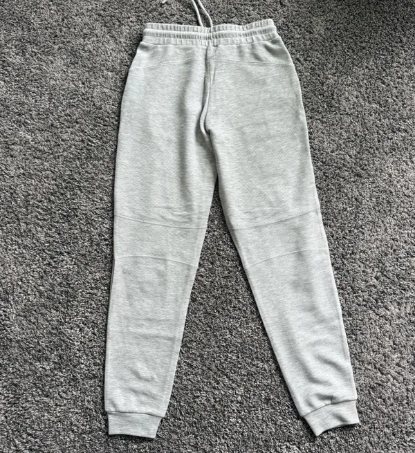 ALO Yoga Light Gray Waffle Knit Joggers - Image 9