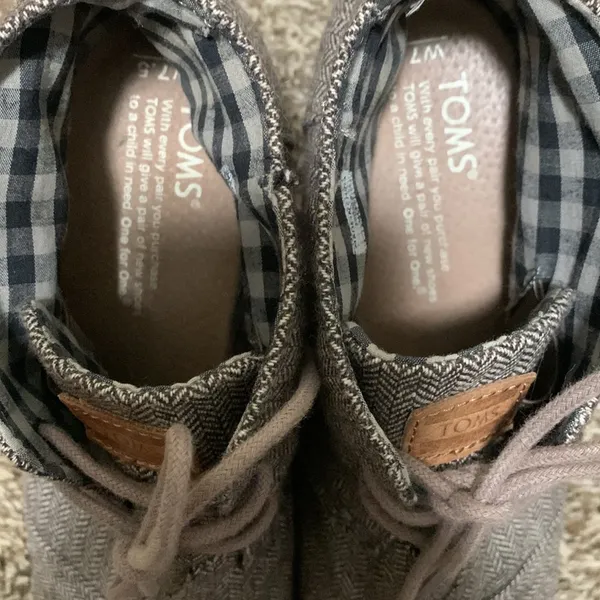 TOMS Brown Herringbone Wedge Lace Up Ankle Booties woman size 7.5 - Image 4