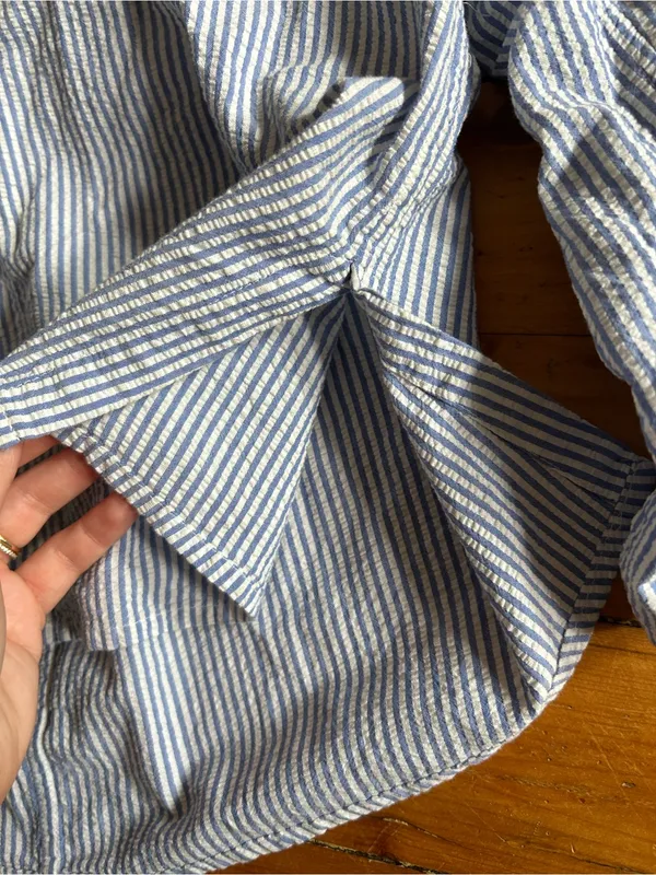 Jill Mogowan blue white striped button down shirt USA cotton small see stains - Image 6