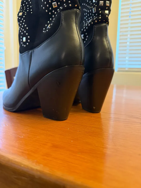Black Cowgirl Boots - Image 4