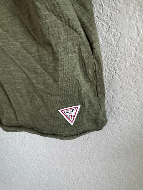 Guess Cropped Short Sleeve Tee L Green - Image 2
