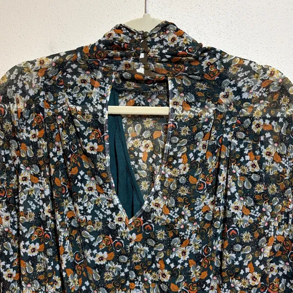 Free People All Dolled Up Mesh Long Sleeve Cropped Floral Top Blouse Green Small - Image 13