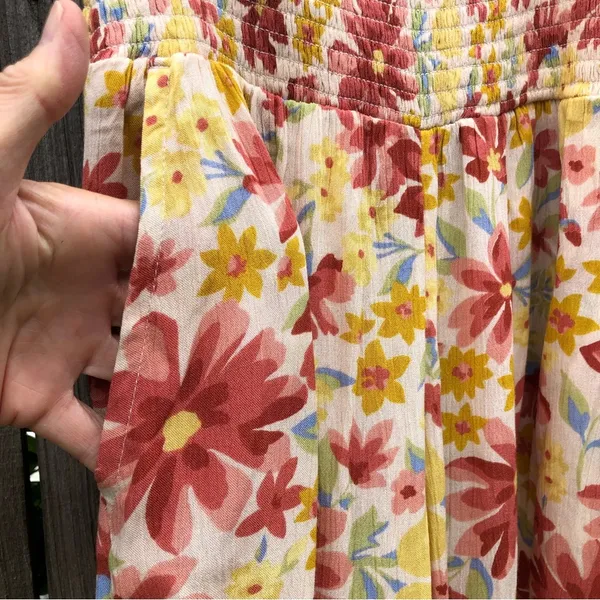 NEW billabong smooth sailing smocked high waist floral print pants S - Image 6