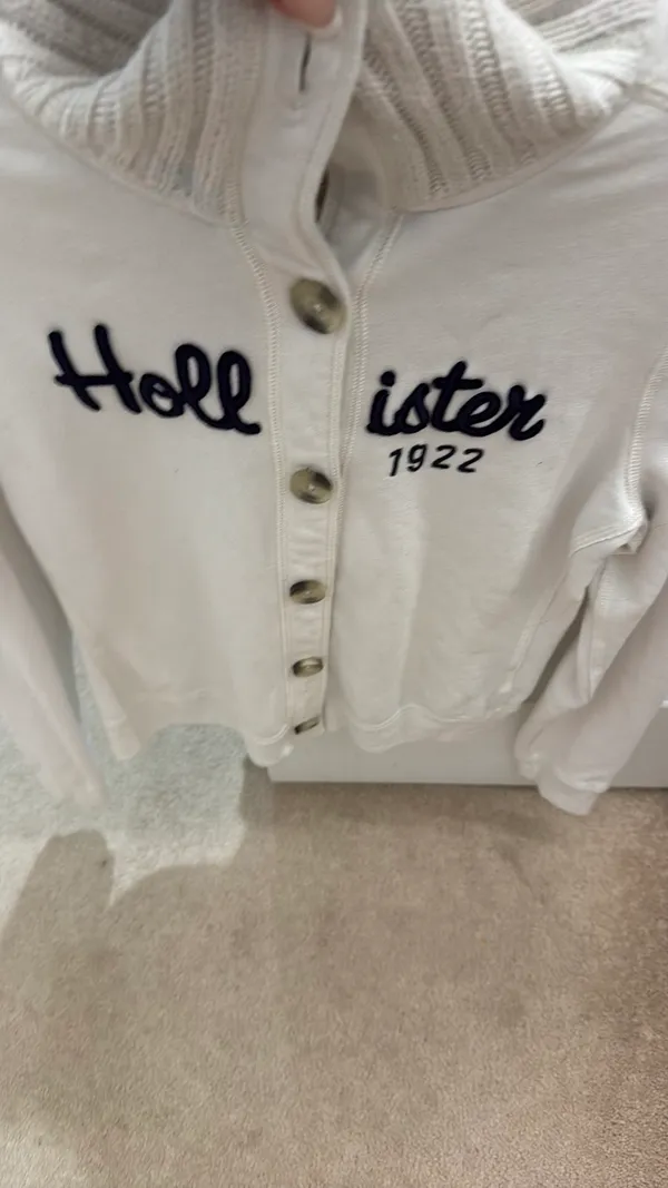 Hollister Y2K Button-Up Sweater  - Image 2