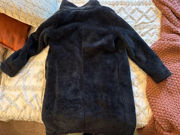 Angashion Fuzzy coat - Image 2