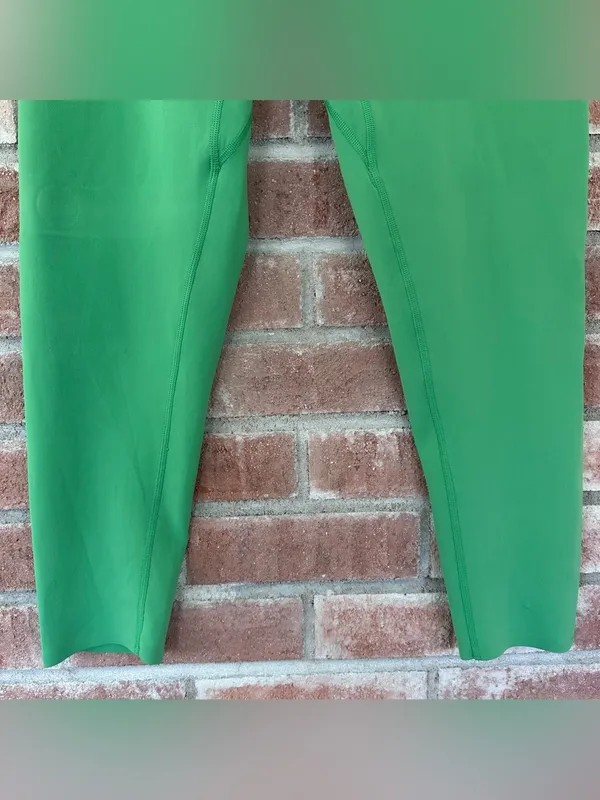 Gymshark Leggings Cropped Green Women’s Large Workout Athletic Gym Activewear - Image 3