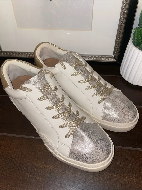 DV Dolce Vita Helix Leather Sneakers Dusty Gold Size 9.5 - Image 12
