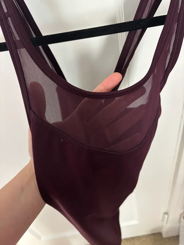 Old Navy Maroon Tank Top - Image 4
