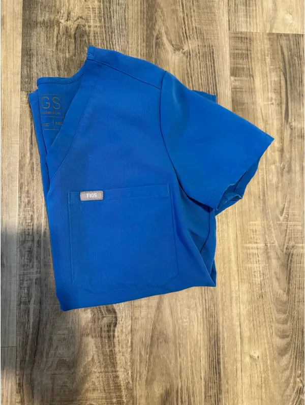 FIGS Scrub Top - Image 2