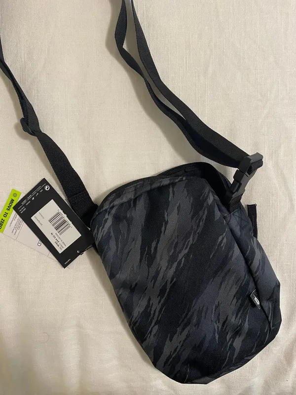 Nike Crossbody Purse/Sachel - Image 3