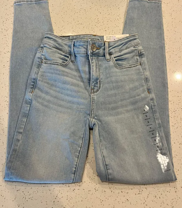 American Eagle Outfitters Hi-Rise Jegging - Image 2