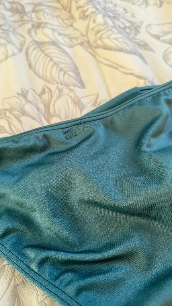 Billabong Green Bikini Bottoms NWT - Image 4