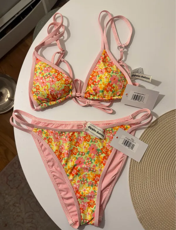 NWT Dippin' Daisy's Bikini - Image 3