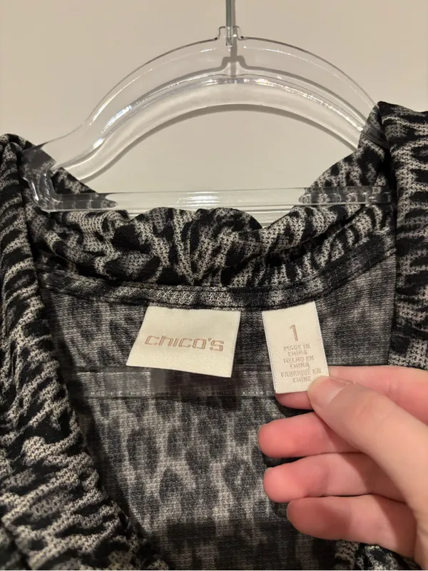 Chicos cowl neck stretch knit animal print long sleeve top grey size‎ 1 - Image 5