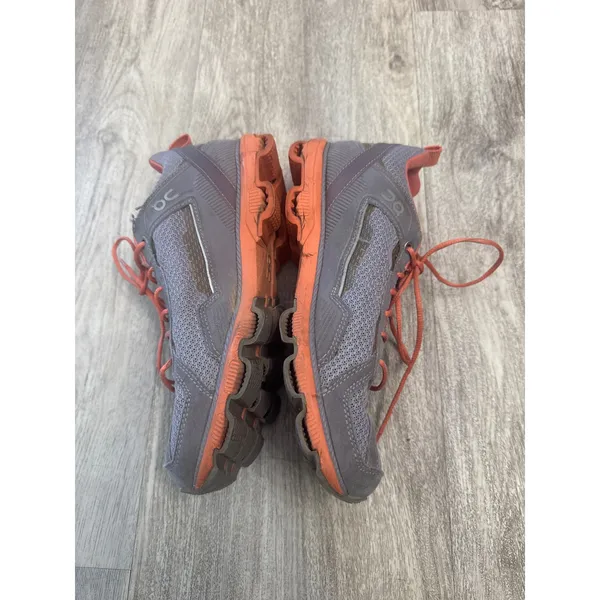 On Cloud On Running Cloudrunner Womens 7.5 Running Shoes Grey Coral - Image 3