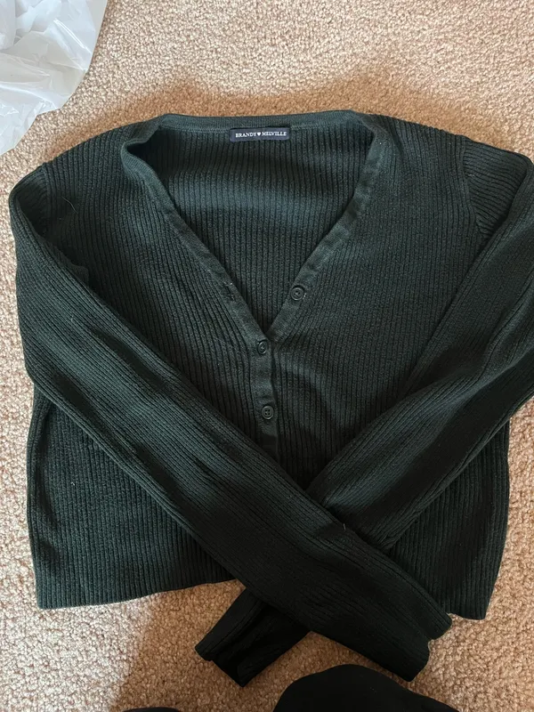 Brandy Melville Sweater Dark Green - Image 2