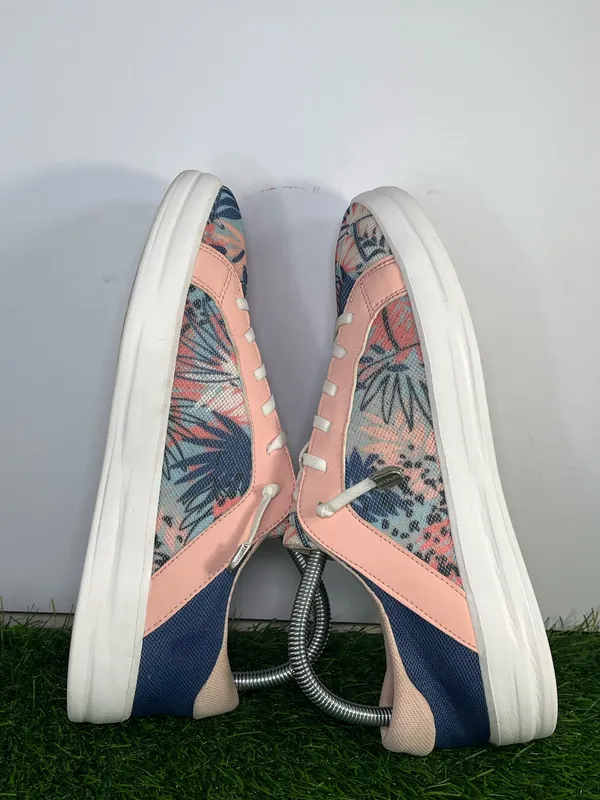 Hey Dude Karina Breeze Island Floral Sneakers Women’s Size 9 Lightweight Casual Shoes - Image 6