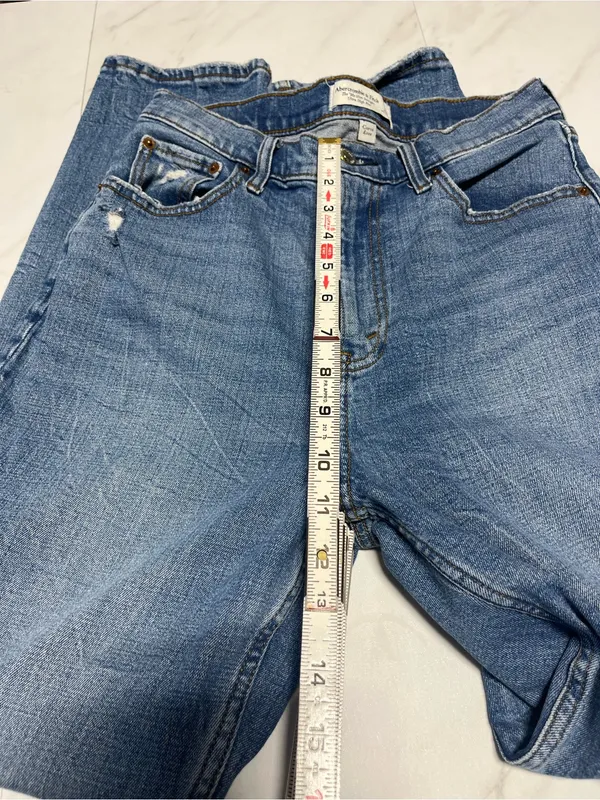 Abercrombie & Fitch Short Curve Love Ultra High Rise 90s slim straight Jeans 6 - Image 8