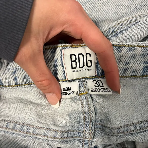 BDG Urban Outfitters Mom High Rise Light Wash Jeans - Image 6