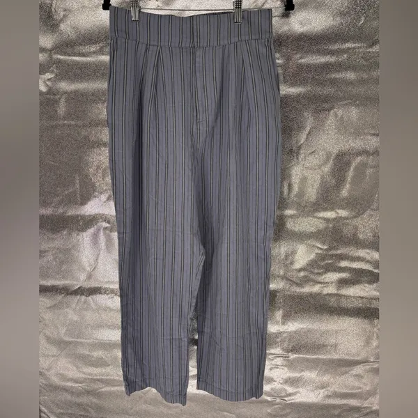 NWOT Urban Outfitters Blue Stripe Cropped High Waist Pants - Image 10