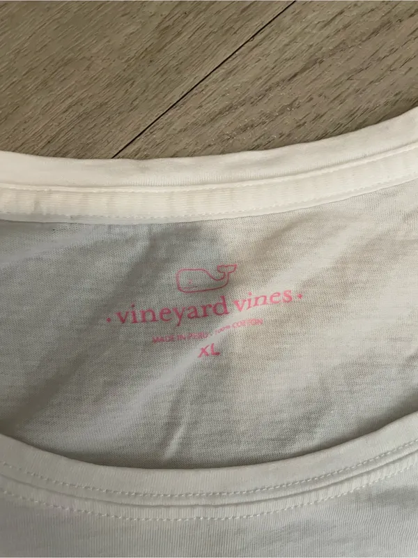 Vineyard Vines White Short-Sleeve Tee with American Whale Pocket Logo - Image 2