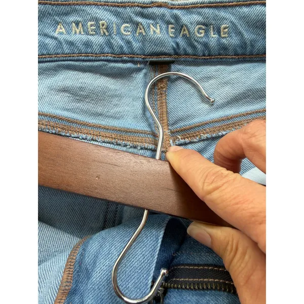American Eagle Split Hem‎ Straight Leg Jeans Light Wash Distressed Denim 28 - Image 9