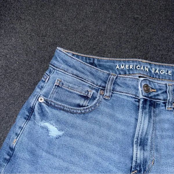 NWT American Eagle Stretch Mom Jeans Size 4 High Rise Medium Wash Distressed - Image 6