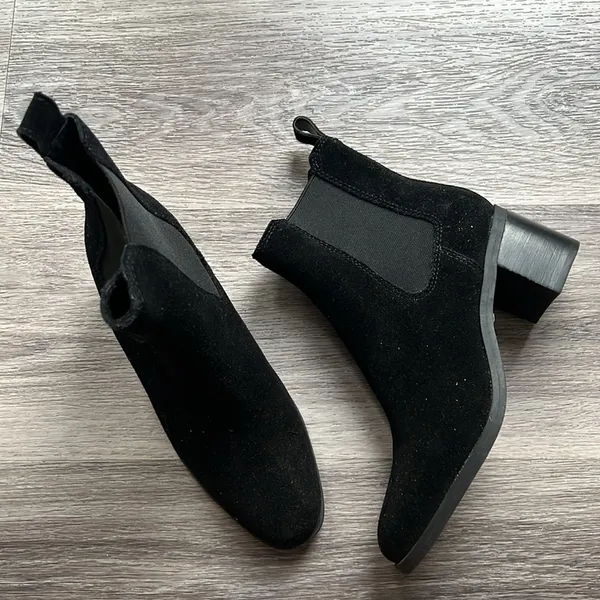 Steve Madden Black Leather Stacked Heel Ankle Boots Suede Booties Size 6B - Image 4