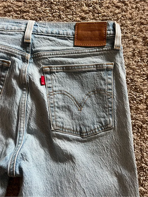 Levi's Light Blue Straight Leg Women's Jeans - Image 10