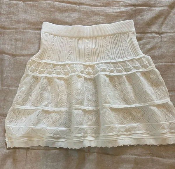 Wilow & Wind Skirt White - Image 5