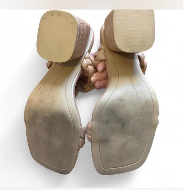 DV by Dolce Vita Block Heels - Image 3