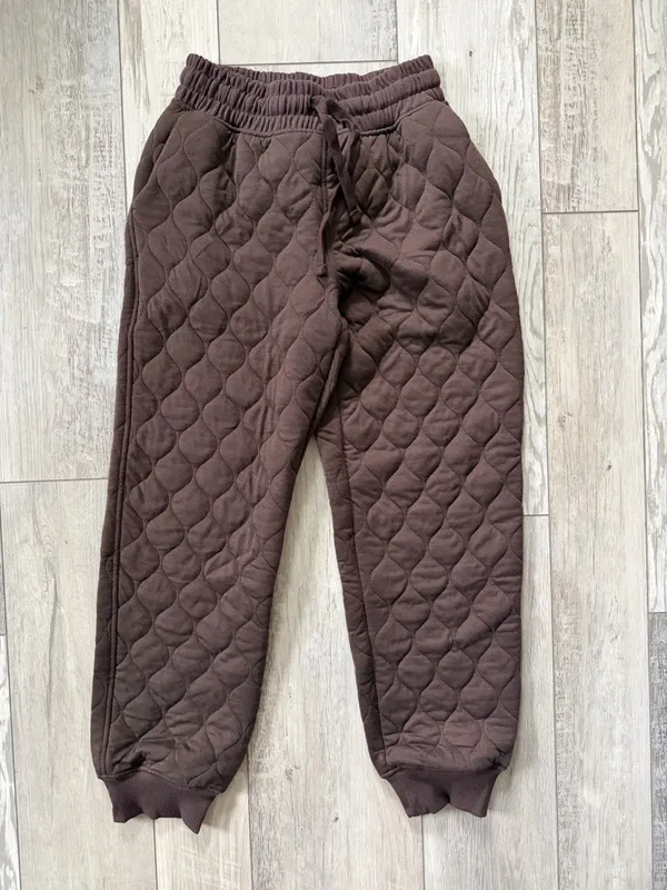 NWT Rae Mode Espresso Quilted Joggers size small Brown - Image 4
