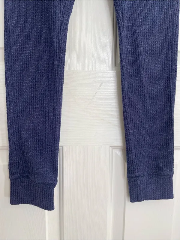 aerie Women's Navy Ribbed Thermal Leggings Size Medium activewear base layer - Image 3
