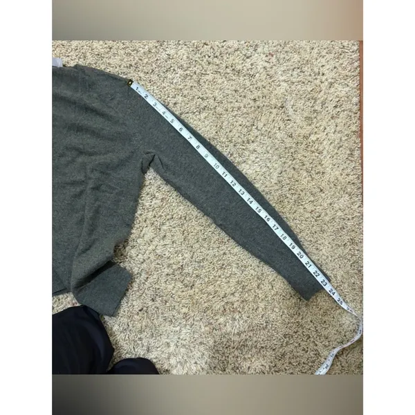 Everlane Size XS Cashmere V-Neck Long Sleeve Pullover Sweater Green - Image 12