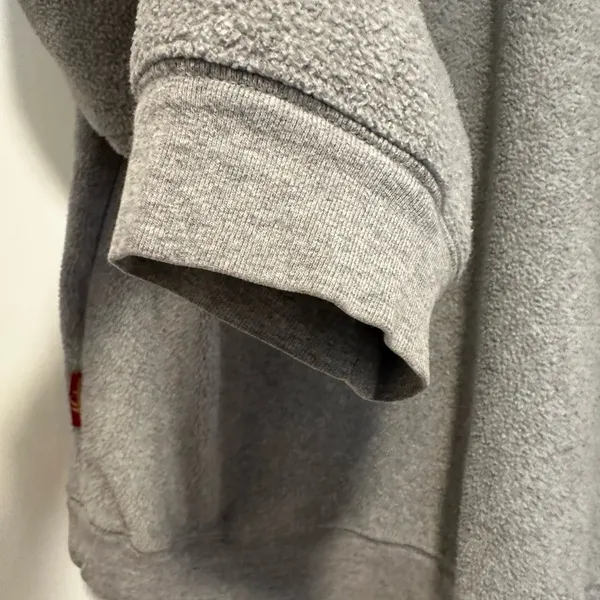 VTG 90s Y2K Mickey Mouse Disney XLarge 16/18 Grey Red Crewneck Pullover Fleece. - Image 14