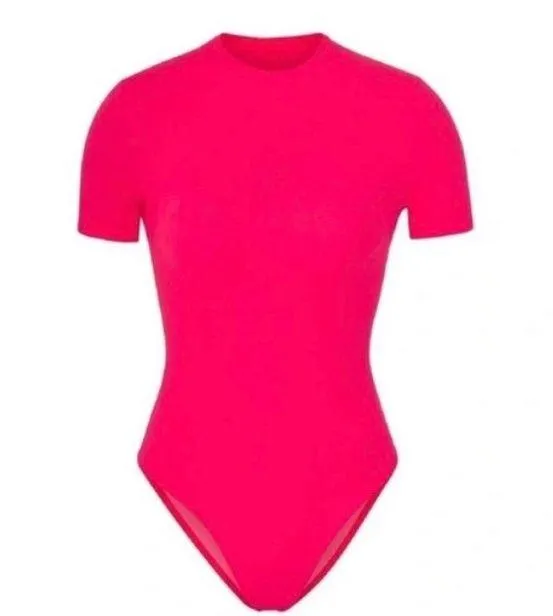 SKIMS LIMITED EDITION!! T-Shirt Bodysuit NWT - Image 2