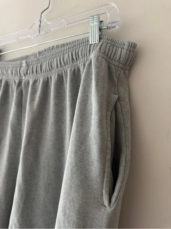 PINK‎ Victoria’s Secret Gray Lounge Sweatpants - Image 3