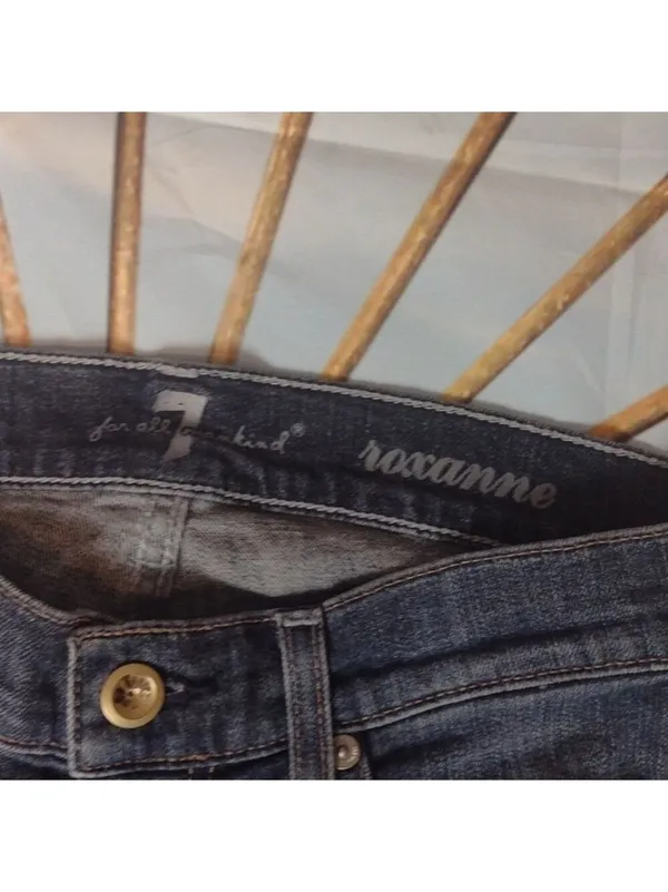 7 for All mankind Roxanne jeans size 25 - Image 2