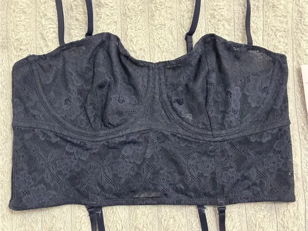 wild fable Black Lace Bandeau Bustier with Garters - Image 2