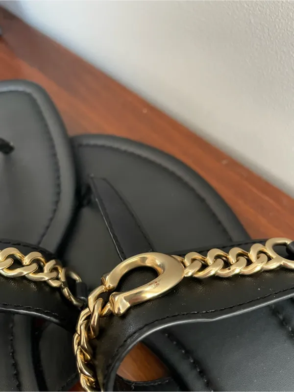 Coach Black Leather Thong Sandals with Gold Chain Accent Size 8.5 - Image 8