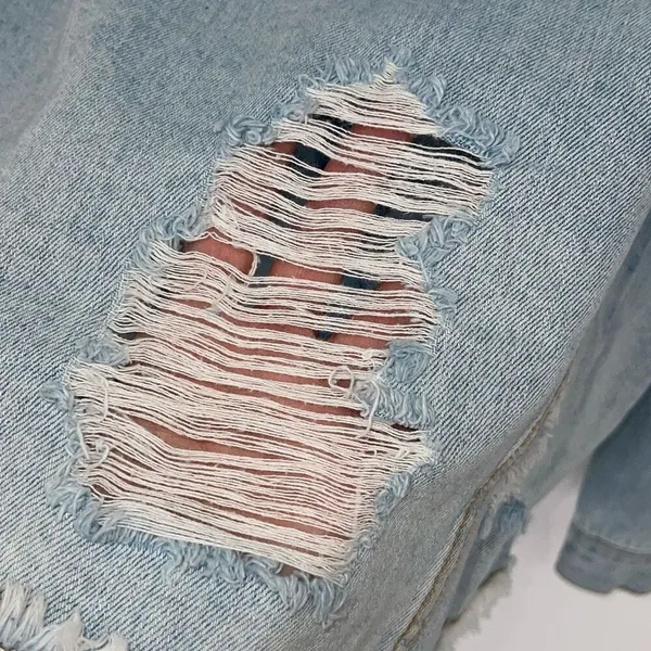 Wild Fable Womens Distressed Long Sleeve Button Denim Jean Jacket‎ Blue Large - Image 6